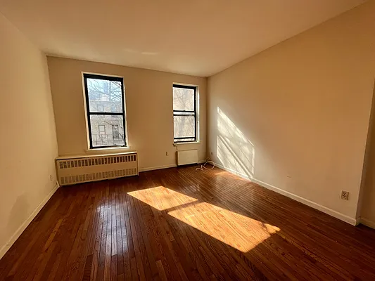 Rented by Compass | media 6