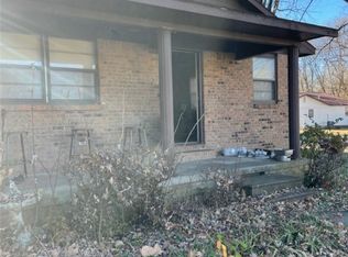 9 Valley Dr, Farmington, AR 72730