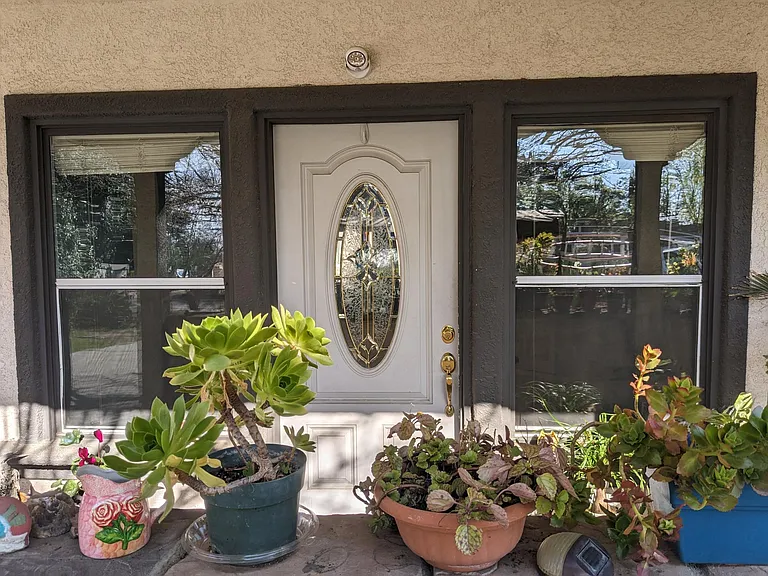 12419 Bryant St — Photo 10