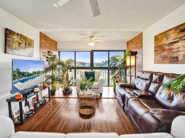 1651 SW 127th Ave APT 404A, Hollywood, FL 33027
