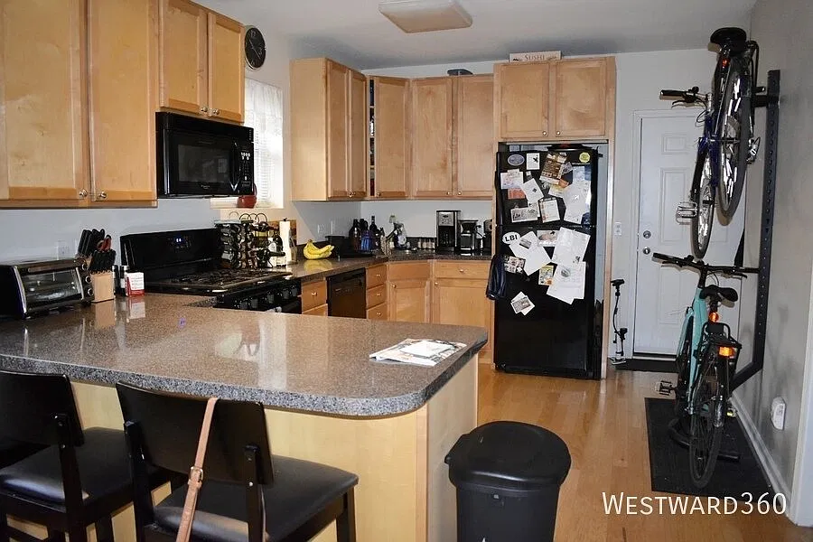 2 bed, $2,550 — Photo 4
