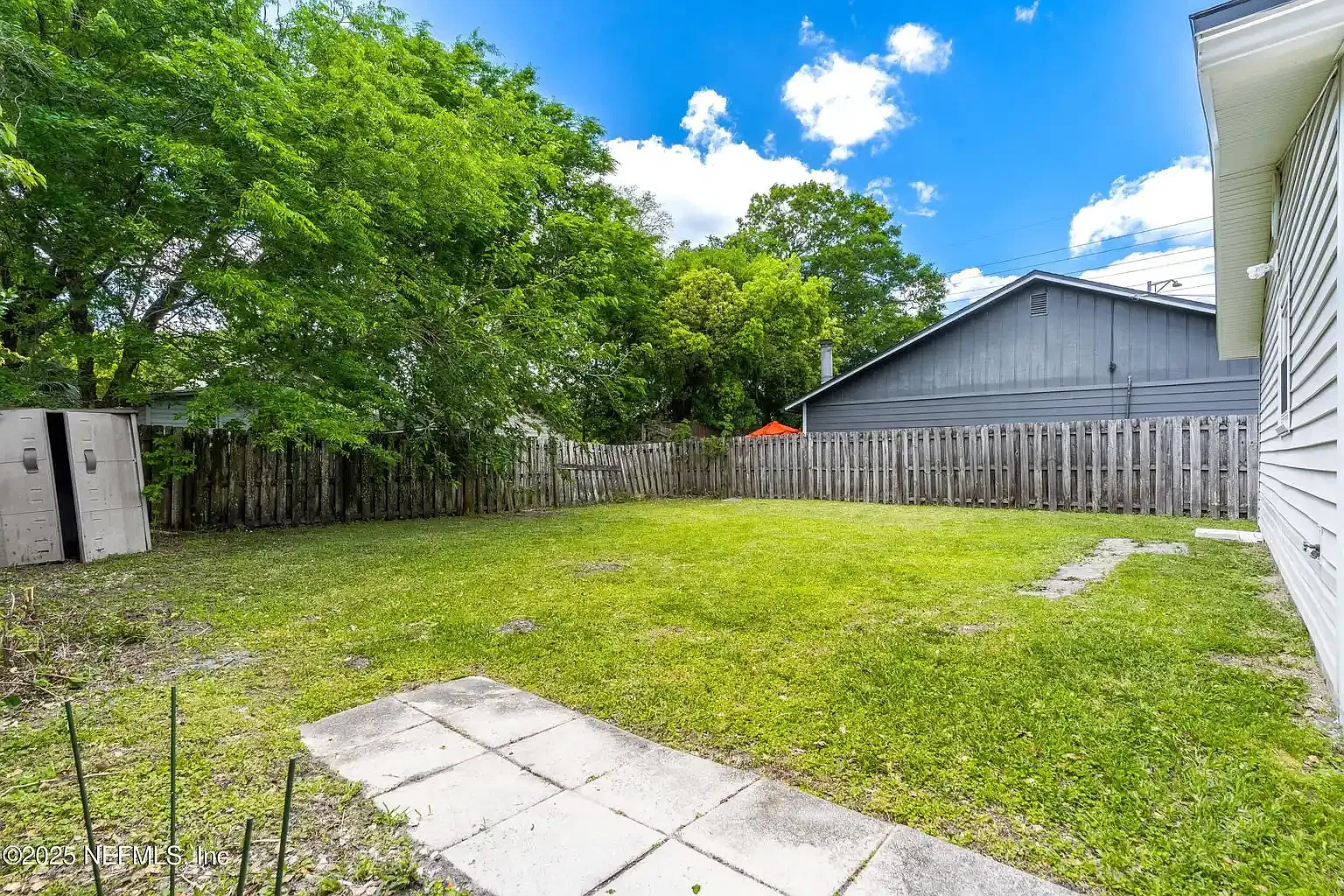 3 bed, 1046 sqft, $2,200 — Photo 4
