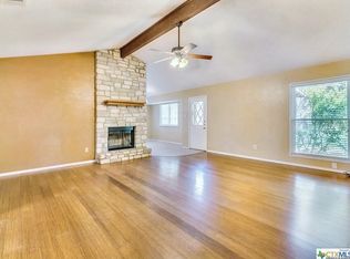 1920 Ramona Cir, San Marcos, TX 78666