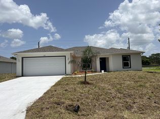 419 Flat River St SW, Palm Bay, FL 32908