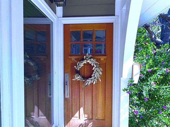 3rd image of 3652 McLaughlin Ave