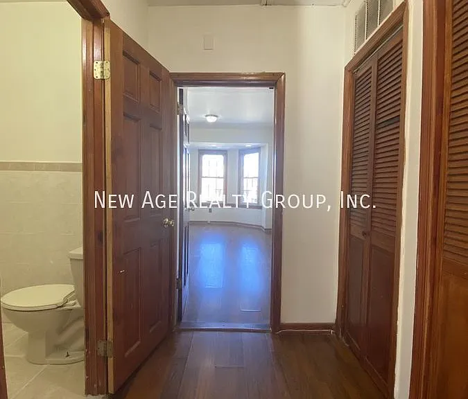 5026 Walnut St #3 — Photo 6
