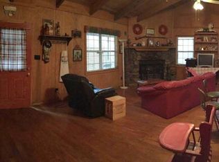 937 Broom Rd, Como, MS 38619