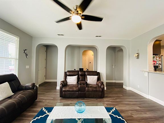 4th image of 1905 Acari Ave