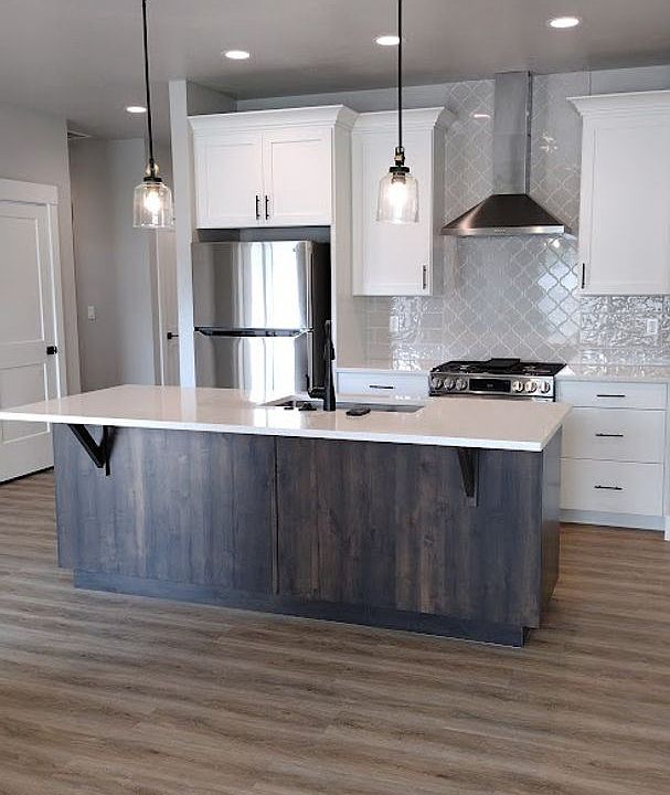 1st image of 36 N Sagehen Way
