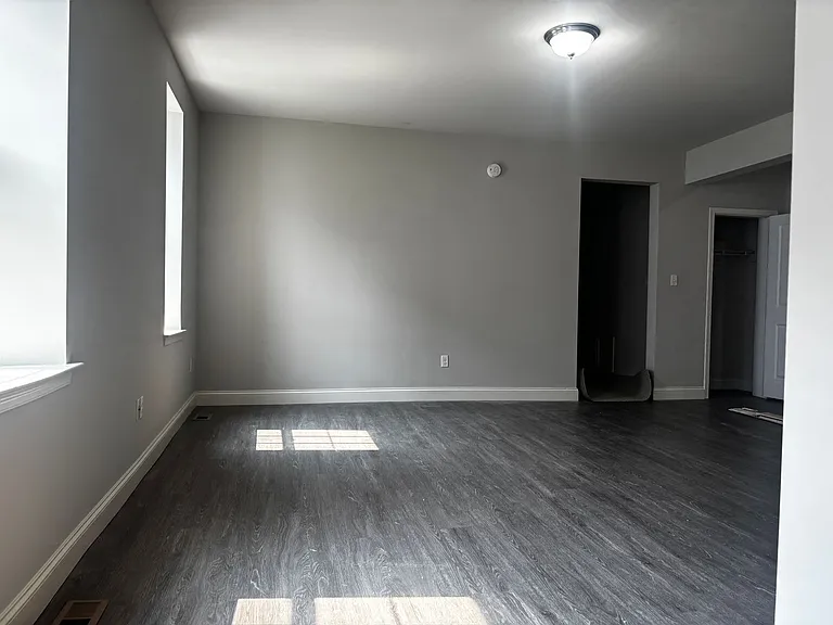 108 W Main St — Photo 7