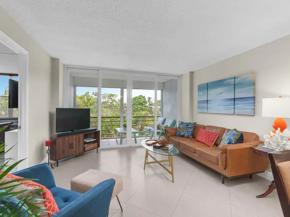 118 Royal Park Drive #3A, Oakland Park, FL 33309