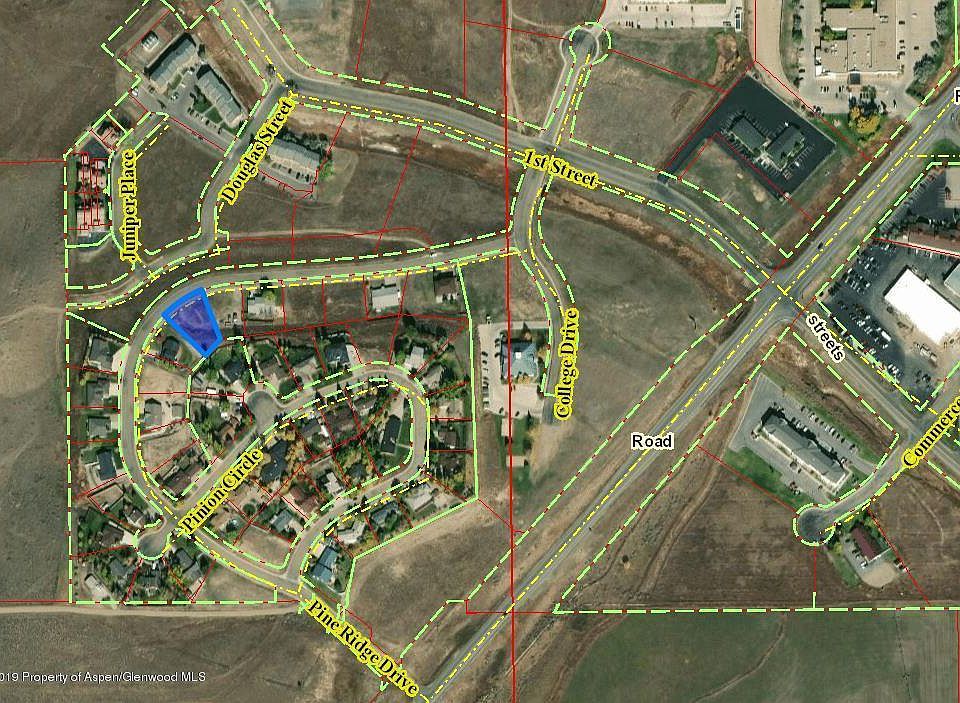 1st image of 2932 Pine Ridge Dr