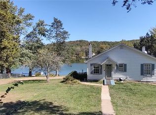8525 Lake Dr, Cedar Hill, MO 63016