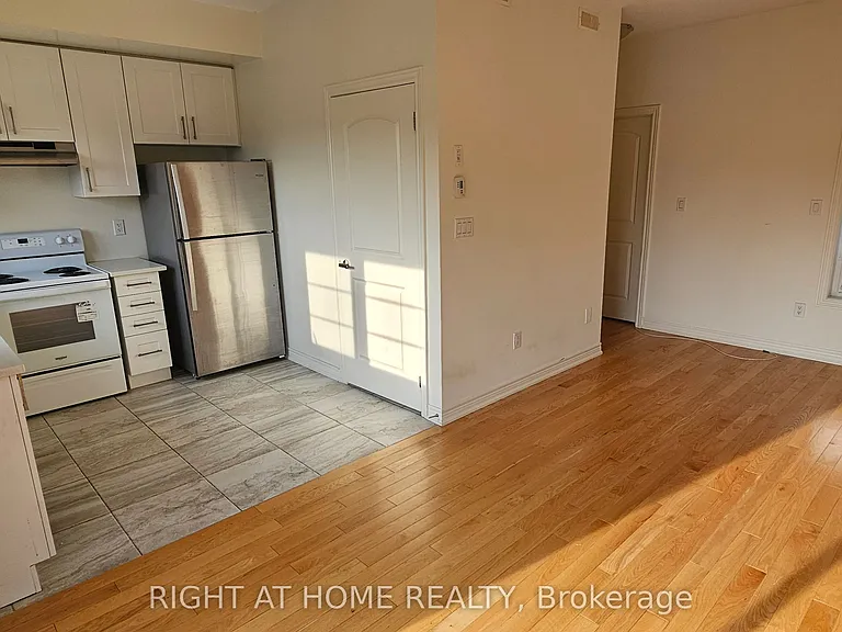 9430 Bayview Ave #UPPER — Photo 9