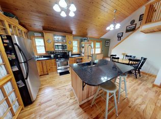 81 Old County Rd, Stockton Springs, ME 04981