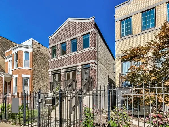 2951 N Fairfield Ave, Chicago, IL 60618