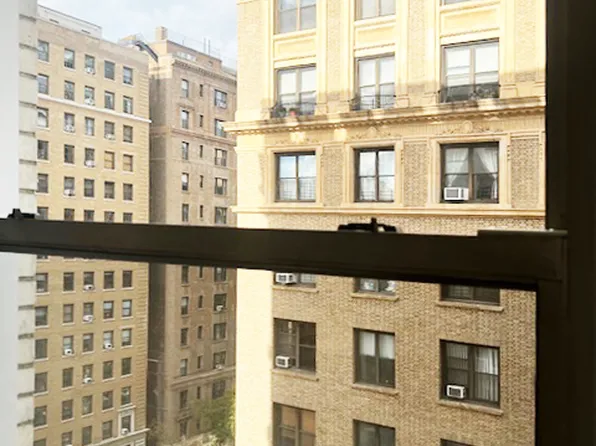 780 West End Avenue image 8 of 21