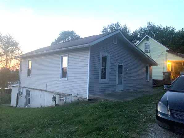 3310 N 32nd Ave, New Brighton, PA 15066