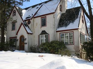 24024 Maryland Rd, Flushing, NY 11362