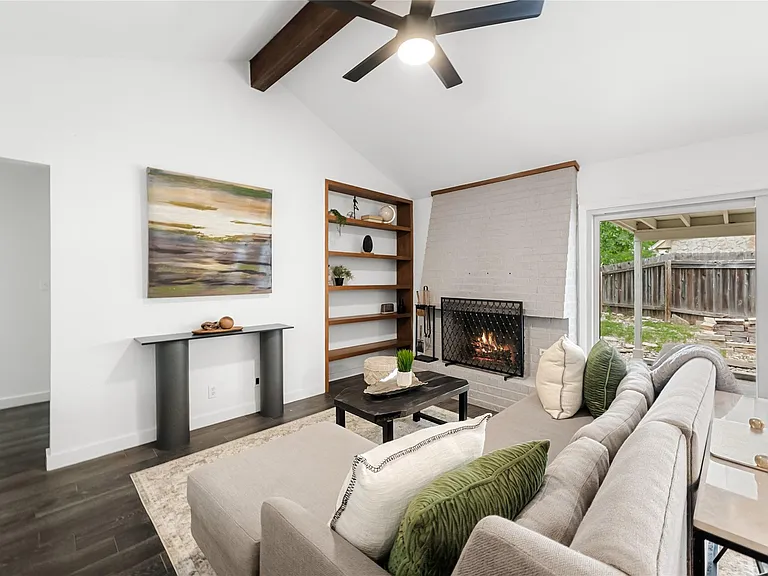 2408 Shiloh Dr — Photo 4