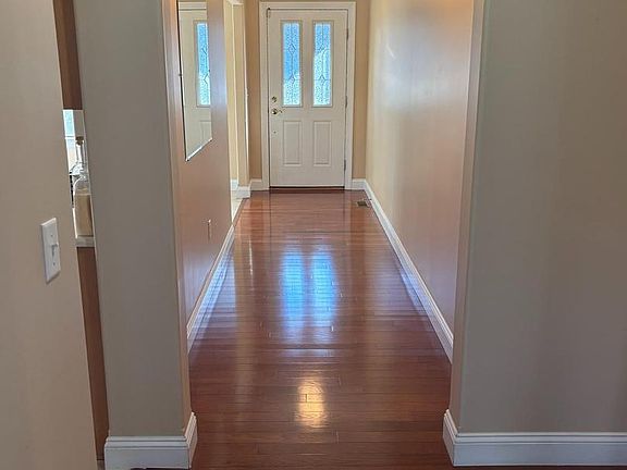 4th image of 4300 N Victoria Way