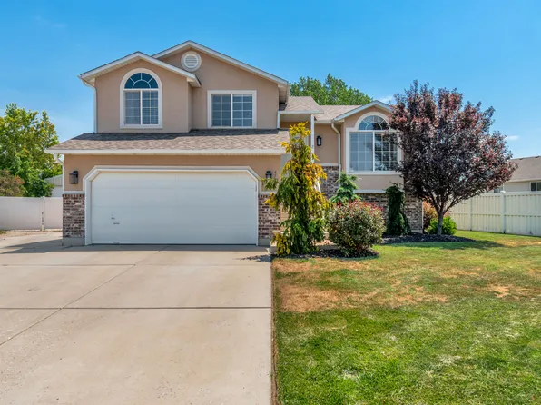 4752 S 4075 W, Roy, UT 84067