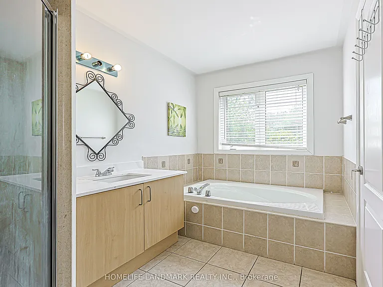 38 Romance Dr — Photo 23