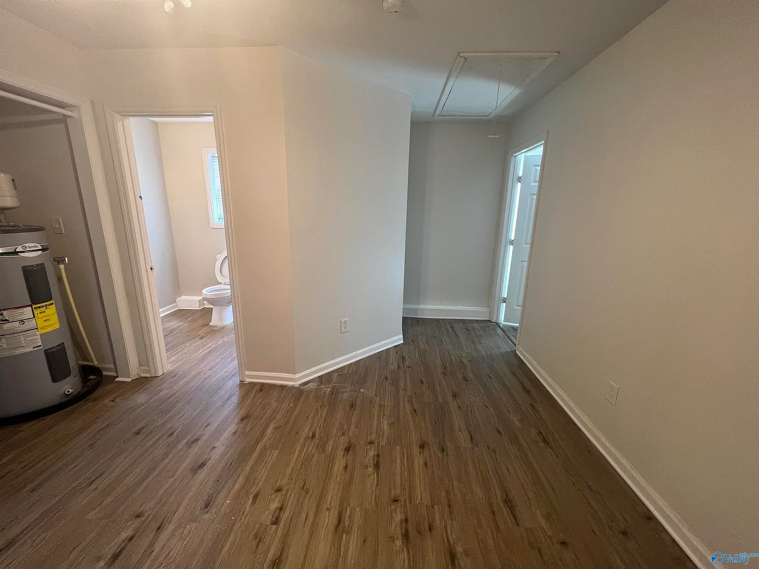 2 bed, 1.0 bath, 800 sqft, $850 — Photo 4