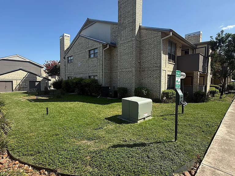 11843 Braesview #1807 — Photo 19
