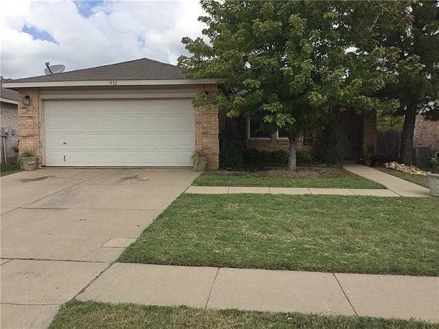 1st image of 932 Rose Crystal Way