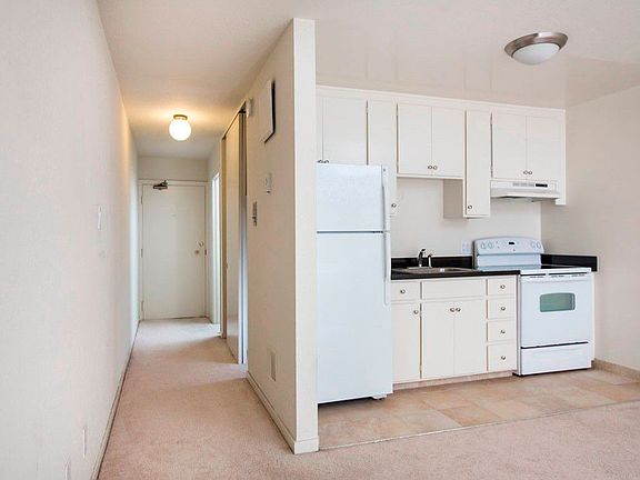 2nd image of 2300 Buchanan St APT 5