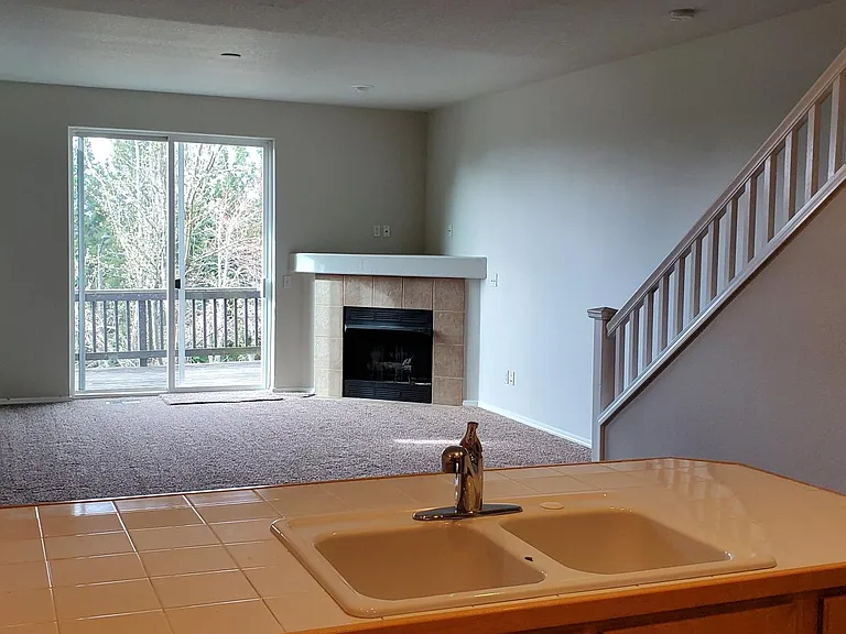 20548 Noble Ln — Photo 2