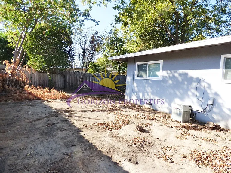 1430-1432 Topaz Way — Photo 20
