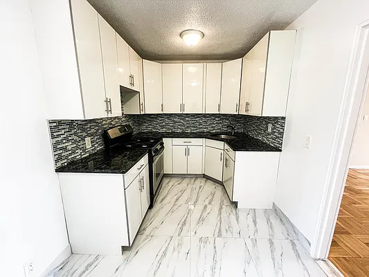 Sold by Showcase Realty | media 3