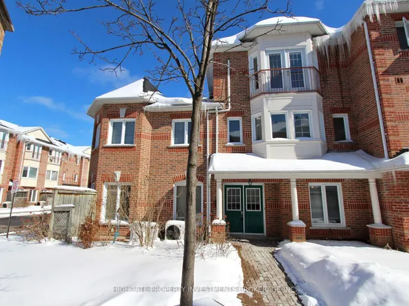 151 Townsgate Dr, Vaughan, ON