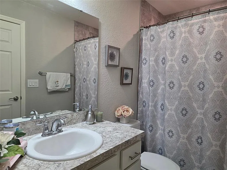 424 Capri Way — Photo 14