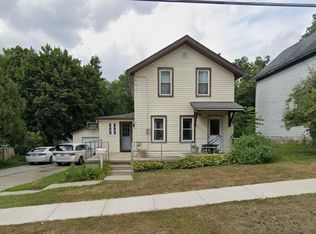219 Maple St NE, Rockford, MI 49341