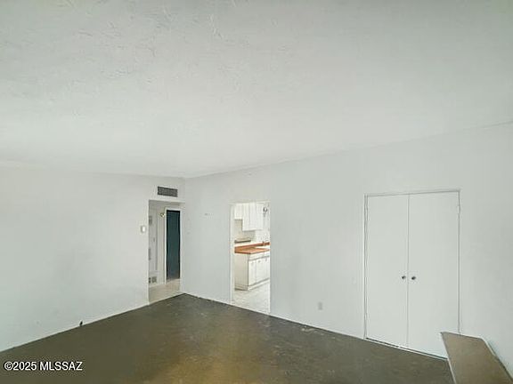 3rd image of 314 S Avenue B