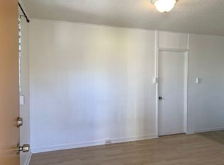 927 Spencer St #2, Honolulu, HI 96822