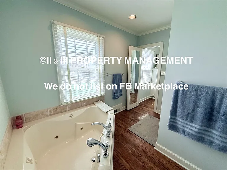 1314 W Red Bridge Rd — Photo 47