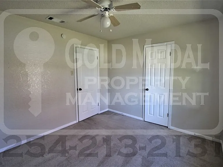 109 Benjamin Cir — Photo 18
