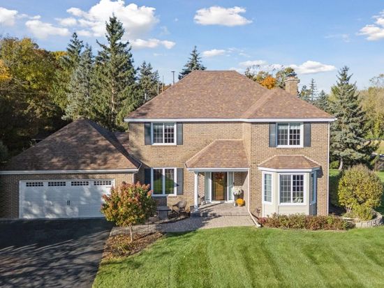 525 Sycamore Ln N, Plymouth, MN 55441