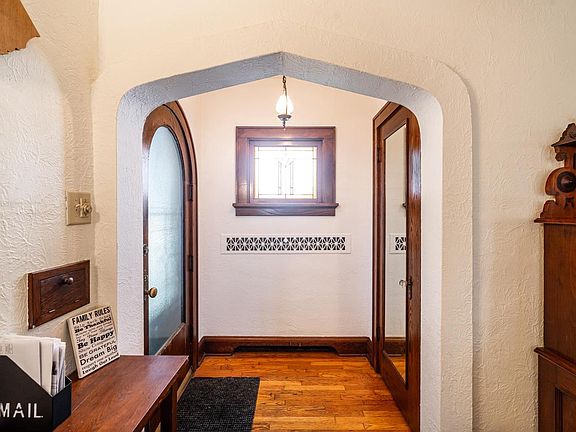 5th image of 3276 N 50th STREET
