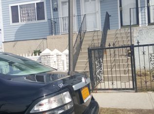194 Beach 98 St, Far Rockaway, NY 11693