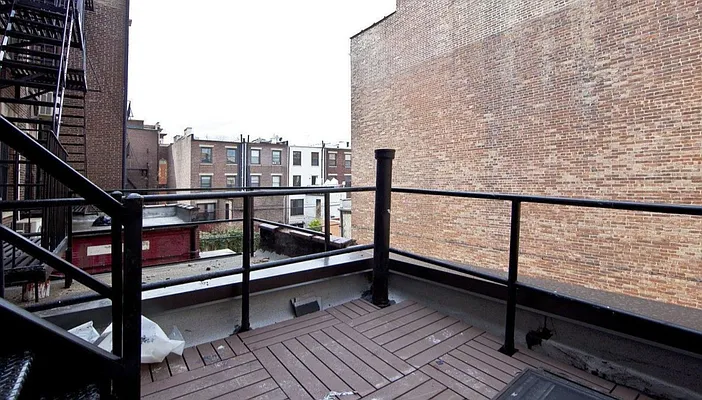 Rented by Nooklyn NYC LLC | media 6