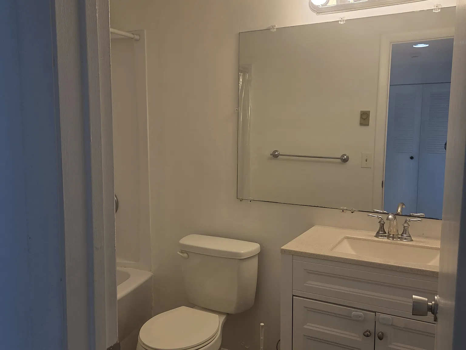 1 bed, 604 sqft, $2,000 — Photo 2