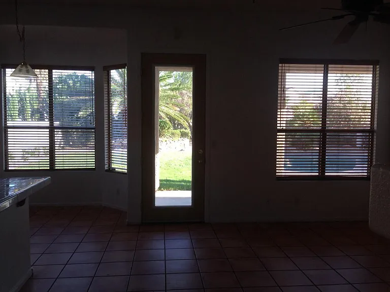 1553 Harwood Ave — Photo 5