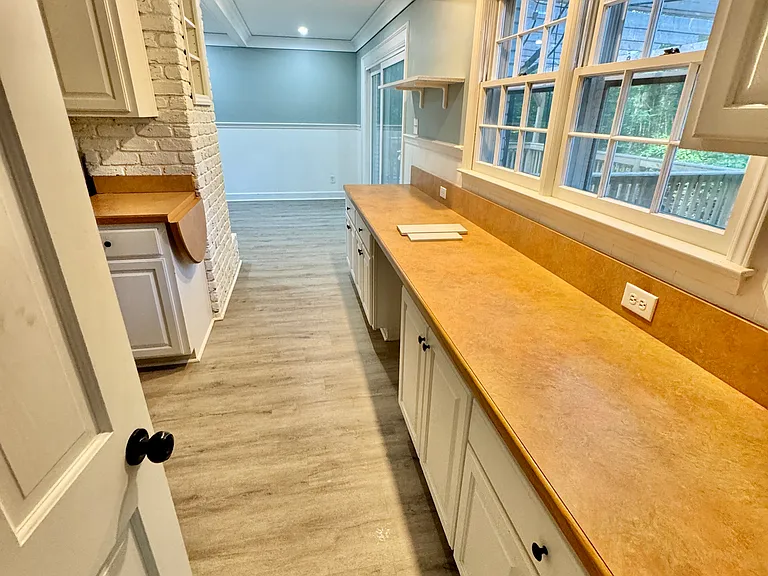 303 Kirk Rd — Photo 5