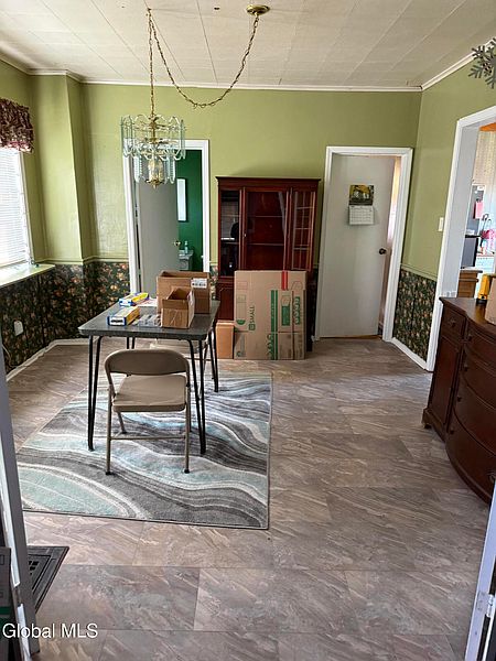 4th image of 41 Easterly Street