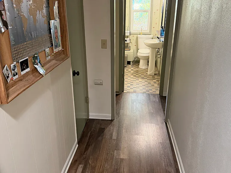 369 W D St — Photo 12